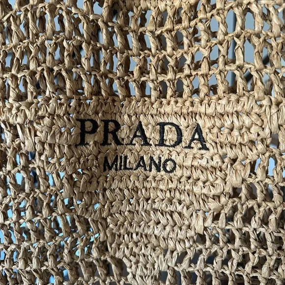 Prada Dustbag and Prada Beauty Tote - Picture 4 of 6